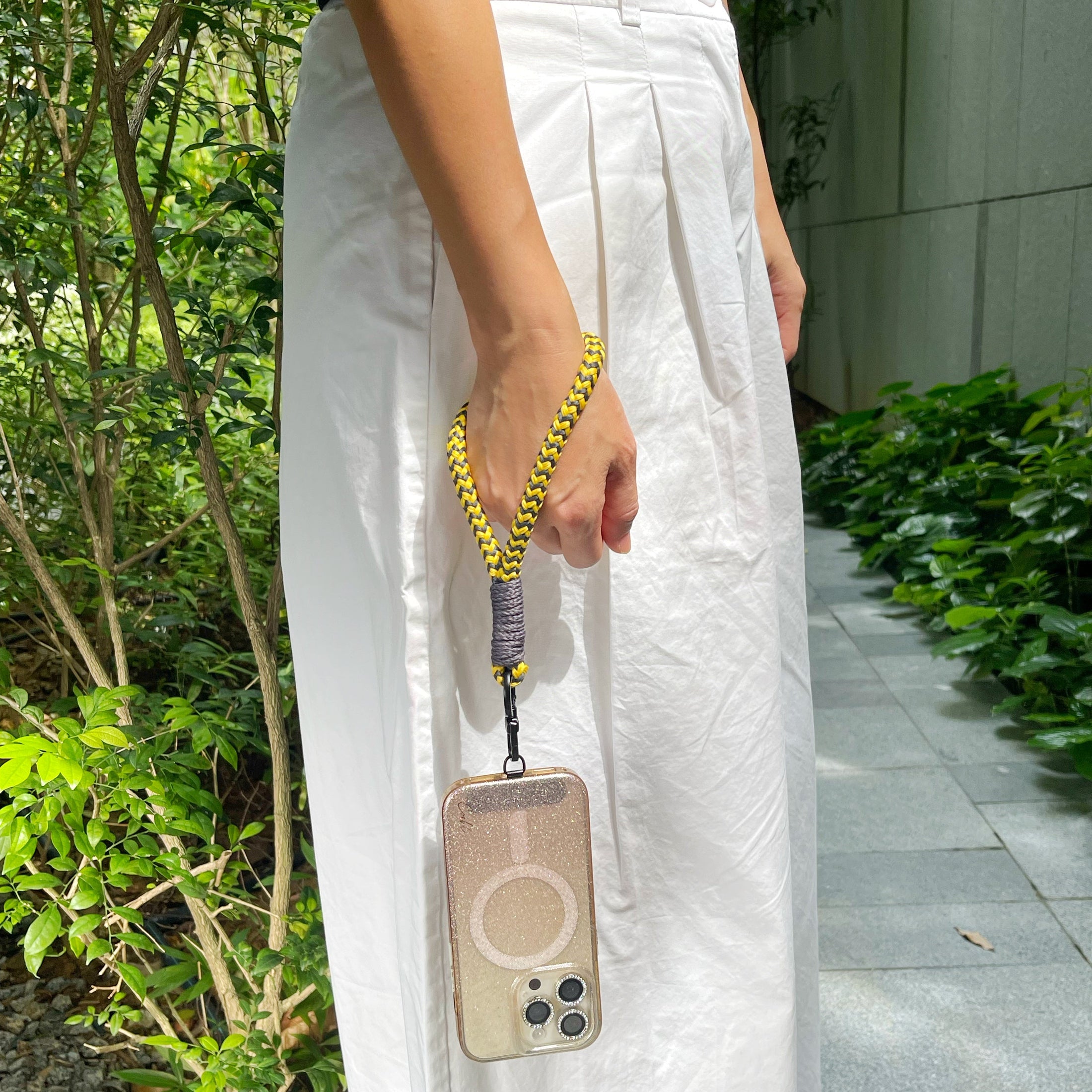 (Yellow/Grey) phone wristlet looping wrist