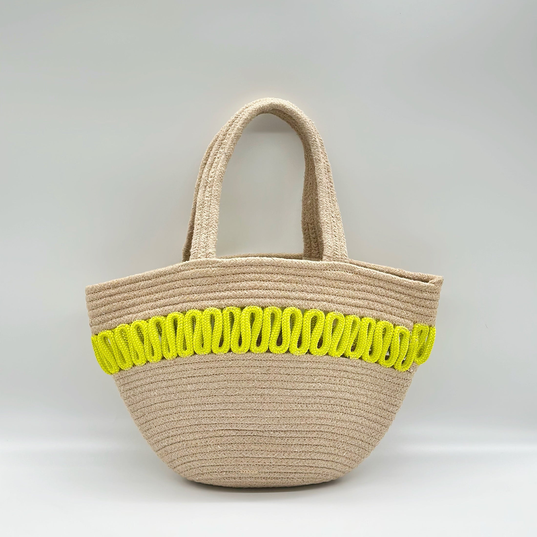 (Green) Beach bag. Woven.