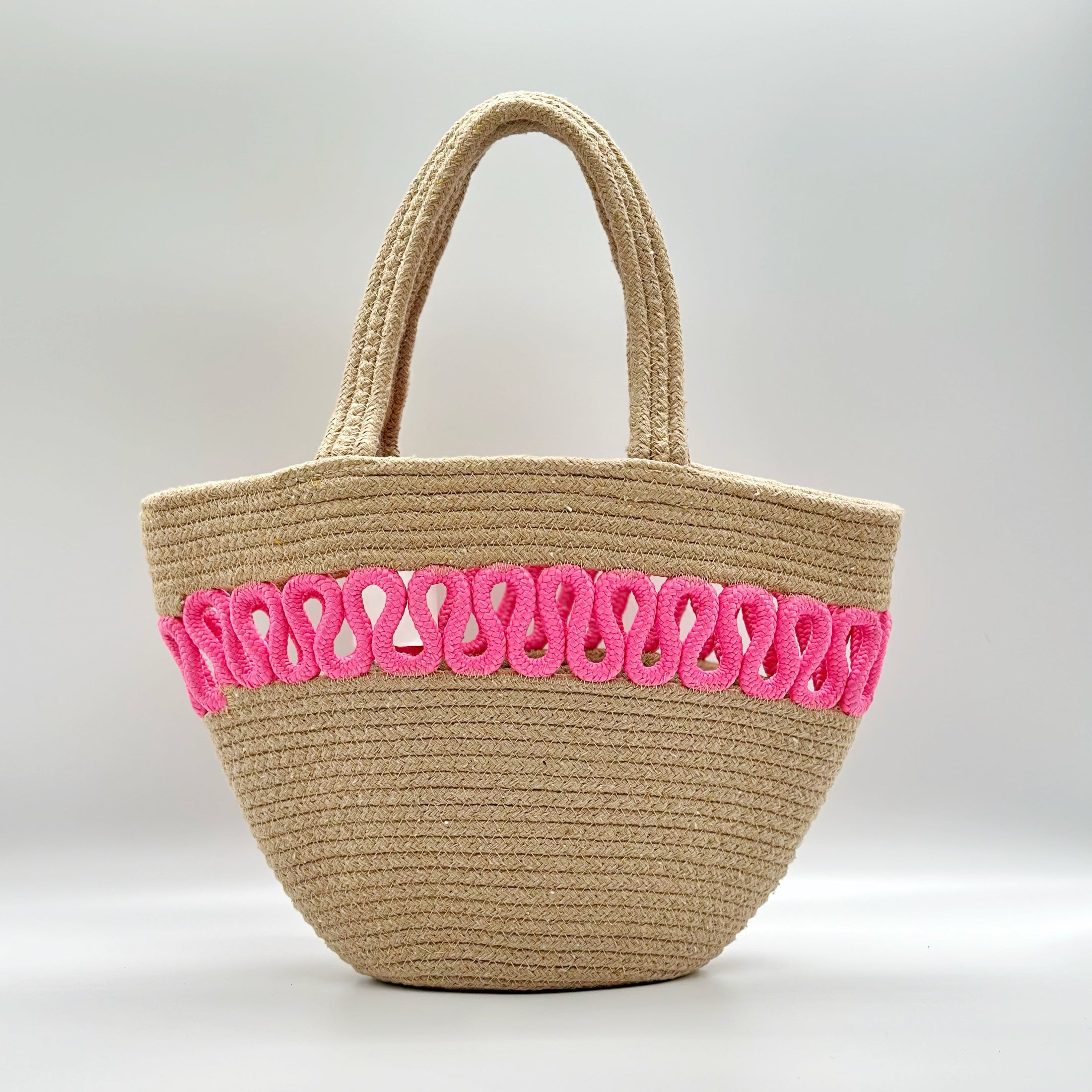 (Pink) beach bag. woven bag. pink, front view